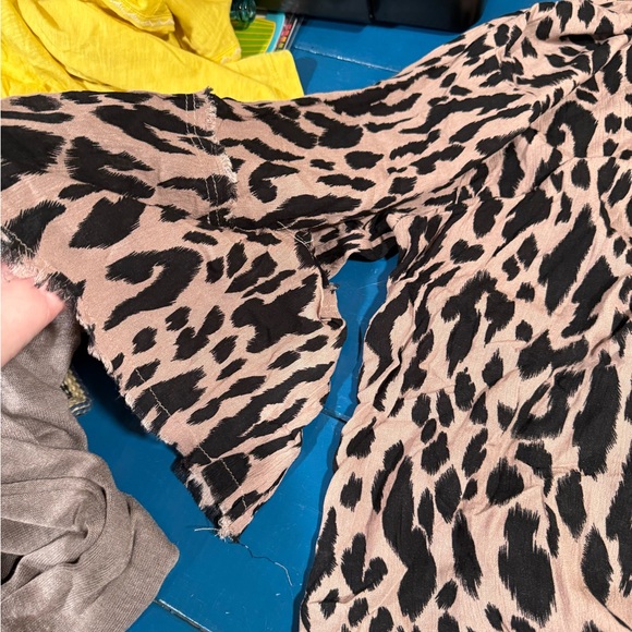 Umgee Animal Print Open Front Cardigan - Picture 2 of 4